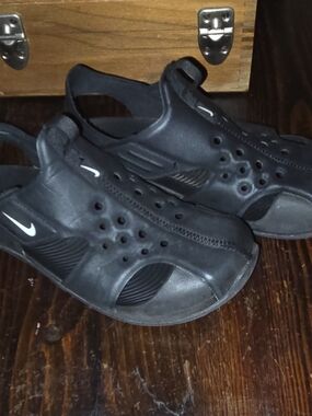 Nike Black Kids' Hydro-Style Sandals